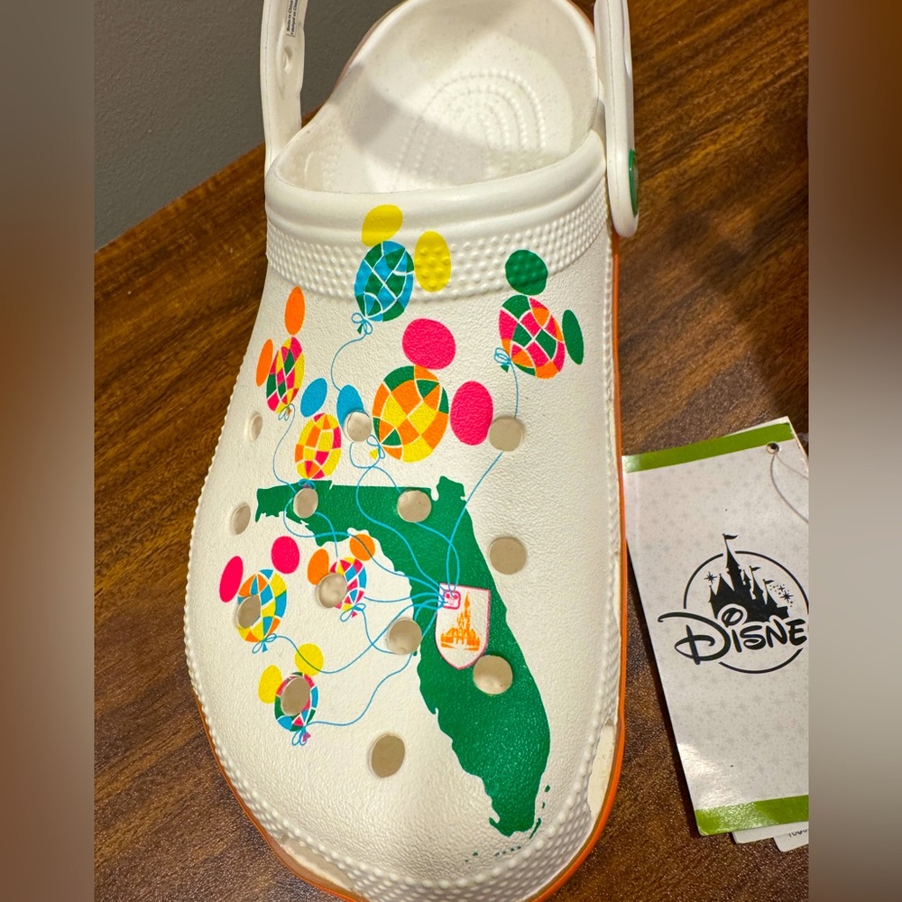 NWT DISNEY X CROCS